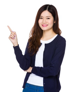 Asya genç kadın mavi hırka