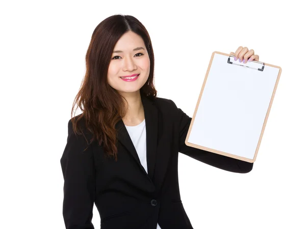 Unga asiatiska affärskvinna i kostym — Stockfoto