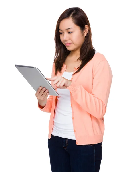 Asian young woman in pink cardigan — Stock Photo, Image