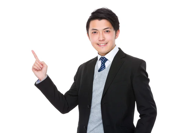 หนุ่มนักธุรกิจเอเชียในชุดธุรกิจ — ภาพถ่ายสต็อก
