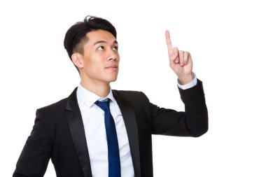 İş takım elbiseli genç Asyalı işadamı