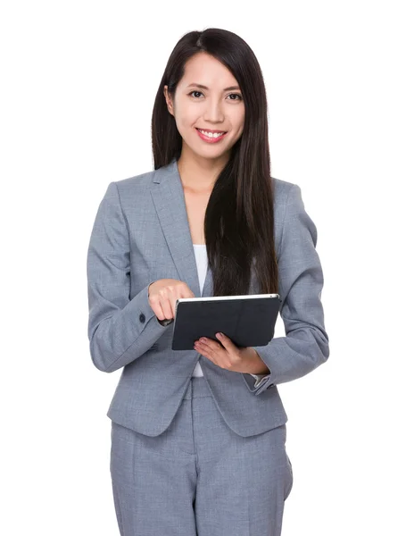 Joven asiática mujer de negocios traje — Foto de Stock