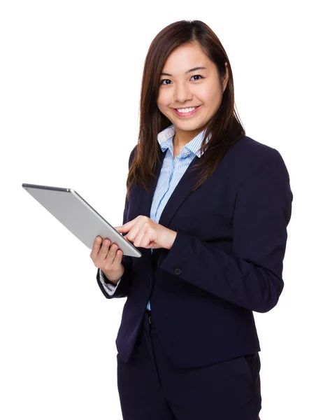 Joven asiática mujer de negocios traje — Foto de Stock