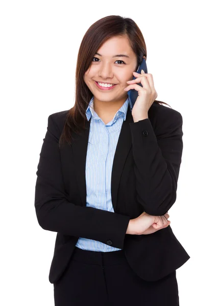 Junge asiatische Geschäftsfrau in Business-Anzug — Stockfoto