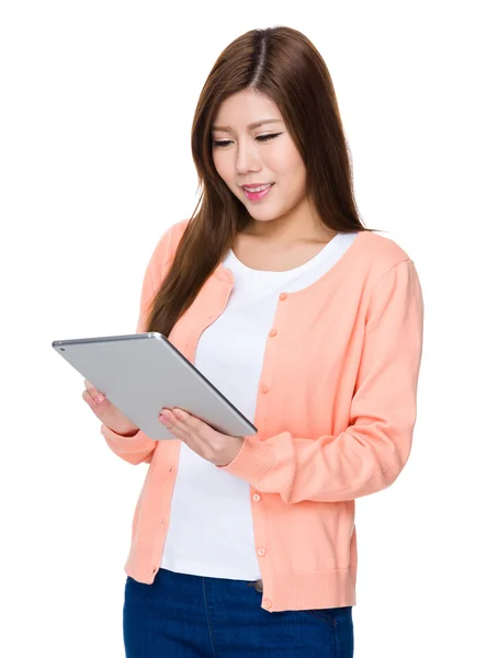 Asian young woman in pink cardigan — Stock Photo, Image