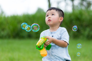 şirin Asyalı küçük çocuk