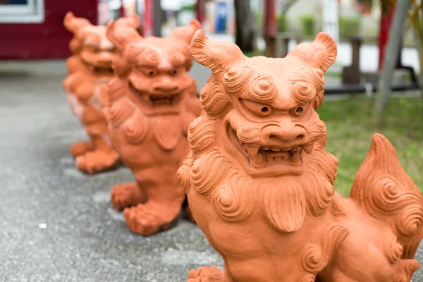 Japanske løveskulpturer – stockfoto