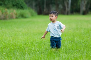 şirin Asyalı küçük çocuk