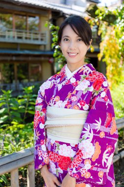 Kadın Gion, geleneksel Japon kostüm