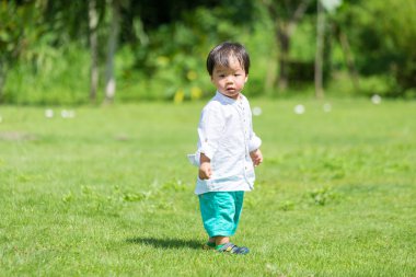 şirin Asyalı küçük çocuk