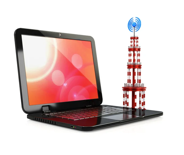 Laptop e torre del trasmettitore — Foto Stock