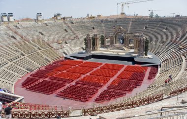  İtalya, Veronese amfitiyatro (Arena di Verona). 