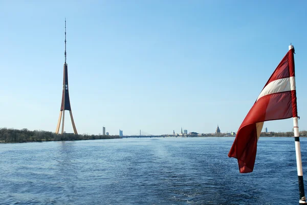 Lettország, rigai. a panoráma riga ellen a TV-torony — Stock Fotó