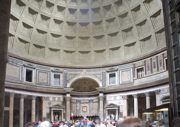 Rzym. Panteon-"Świątynia wszystkich bogów". — Zdjęcie stockowe