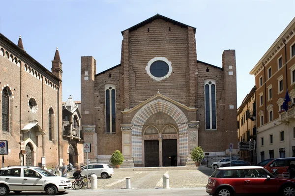 Cathedral of Verona (ital. Duomo di Verona). — Stok fotoğraf