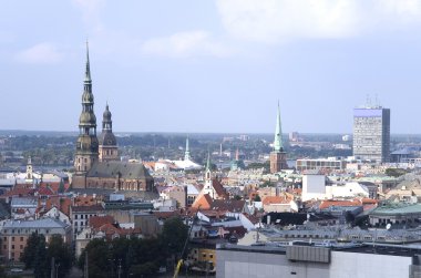  Riga. Eski şehrin üzerinde Üstten Görünüm.