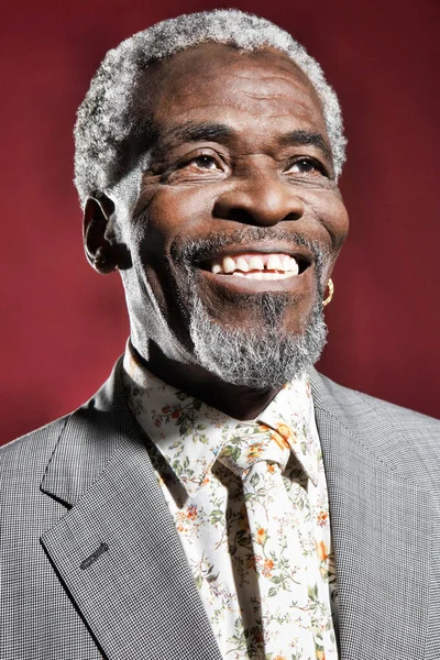 Retrato Del Empresario Africano Sonriendo — Foto de Stock