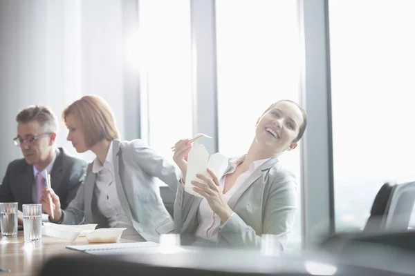 Business people on lunch break — Stock Photo, Image