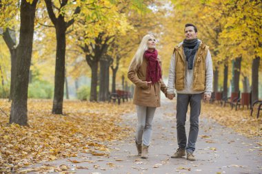 Ararken süre yürüme Çift