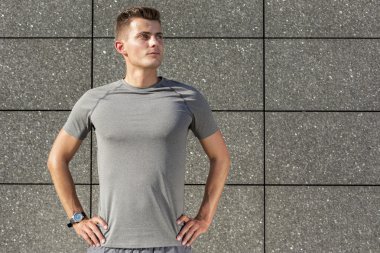 Jogging yapan ayakta el HIPS