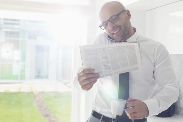 Businessman on call — Stock Photo, Image