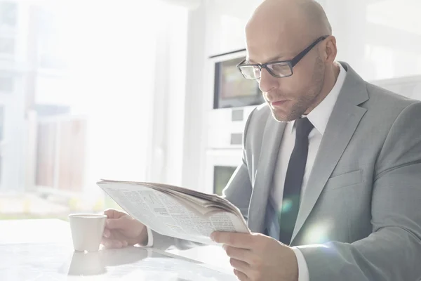 Businessman having coffee — Stock Photo, Image