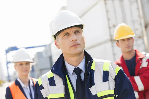 Worker looking away — Stock Photo, Image