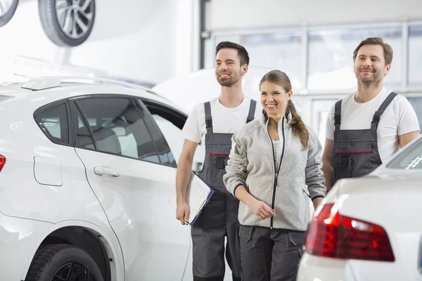 Engineers looking away — Stock Photo, Image