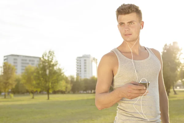 Joggerin schaut weg — Stockfoto