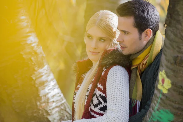 Loving couple looking away — Stock Photo, Image