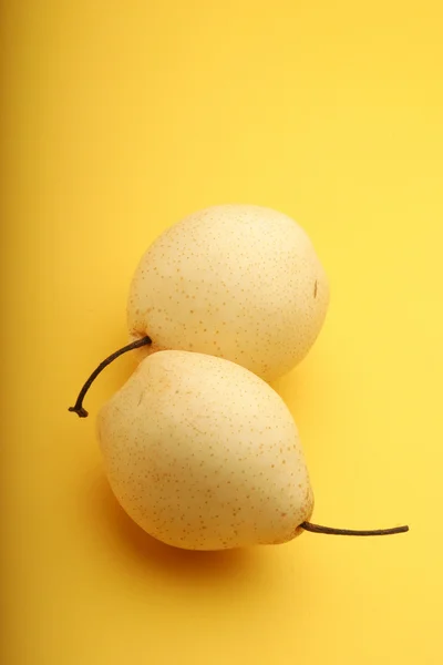 Два білих груші — стокове фото
