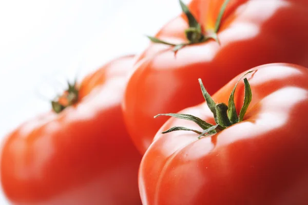 Rode rijpe tomaten — Stockfoto