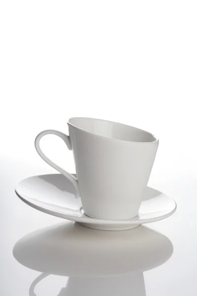 Порожній чашки білий — стокове фото