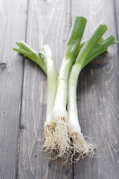 Fresh raw leeks — Stock Photo, Image