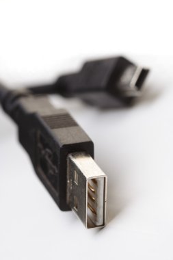 iki usb kablosu