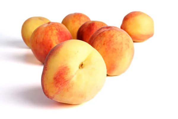 Fresh ripe peaches — Stock Photo, Image
