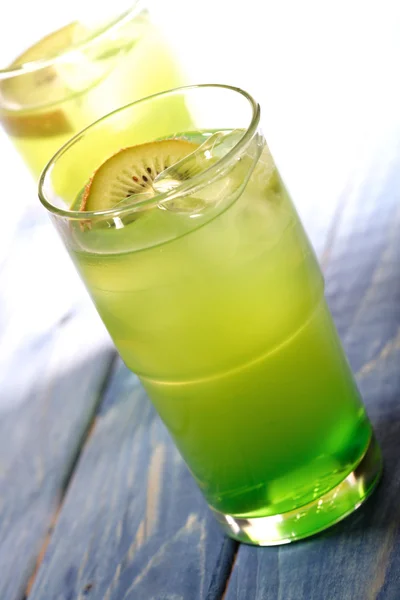 Băuturi proaspete kiwi — Fotografie, imagine de stoc