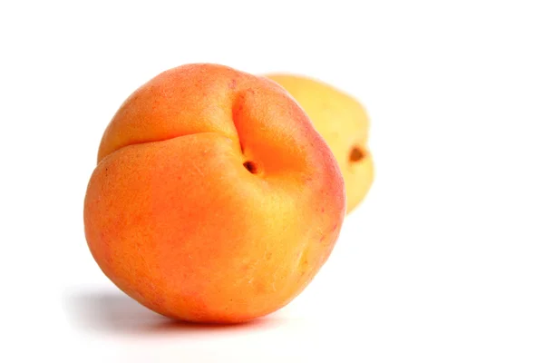 Fresh ripe peaches — Stock Photo, Image