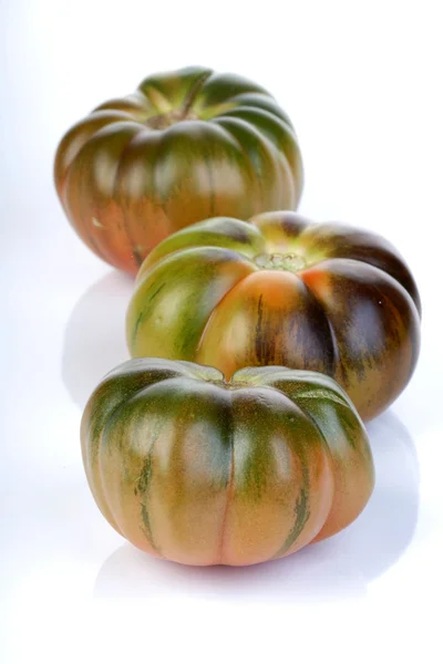 Свежие помидоры — стоковое фото