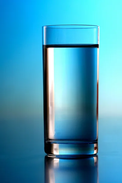 Glass of crystal water — Stock Photo, Image