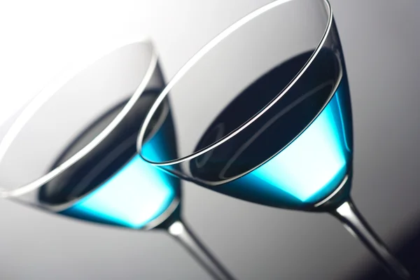 Martini bardaklarda mavi içecekler — Stok fotoğraf