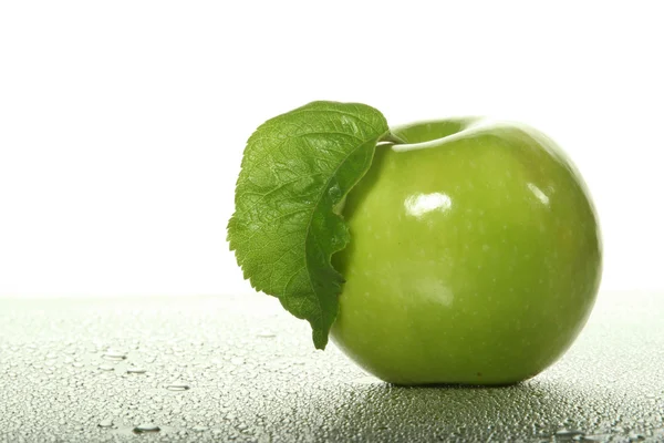 Ripe Green apple — Stock Photo, Image