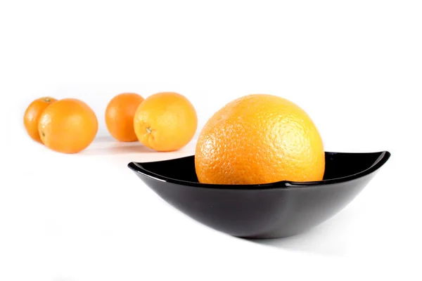 Süße Orange in Schüssel — Stockfoto