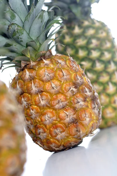 Ananas frais mûrs — Photo