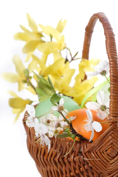 Basket with easter eggs — Stock Photo, Image