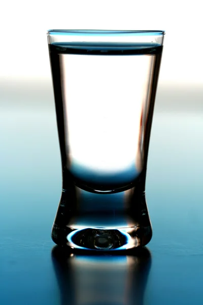 Ένα ποτήρι με βότκα — Φωτογραφία Αρχείου