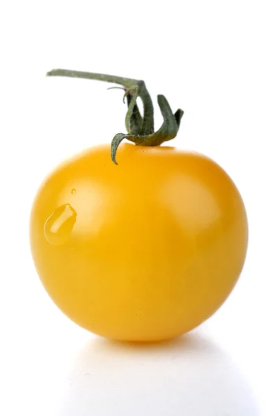 Fresh cut tomato — Stock Photo, Image