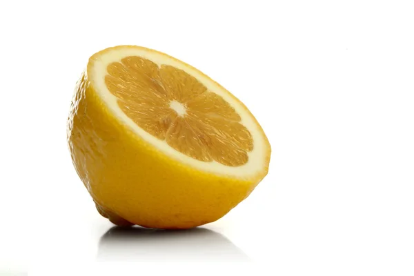 Fresh ripe lemon — Stock Photo, Image