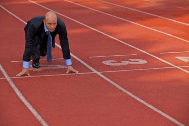 Start çizgisinde, işadamı