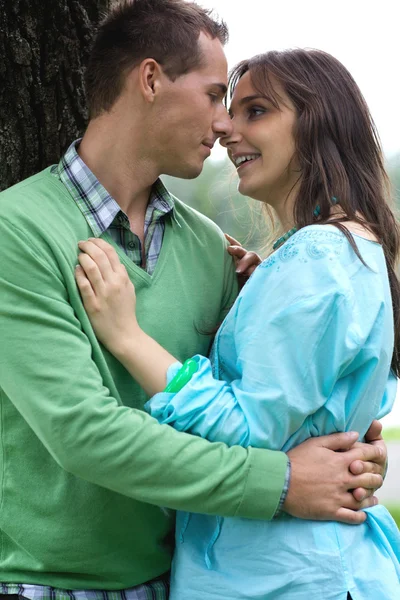 Young couple standing — Stock Photo, Image